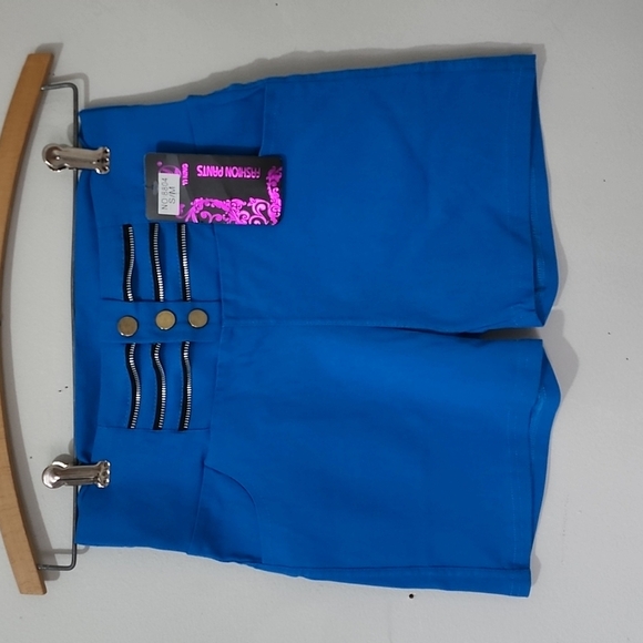 Super Stretchy Pull On Electric Blue Shorts - Picture 1 of 4